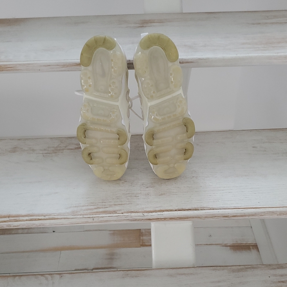 Nike White Lace-Up Sneakers - Picture 3 of 5